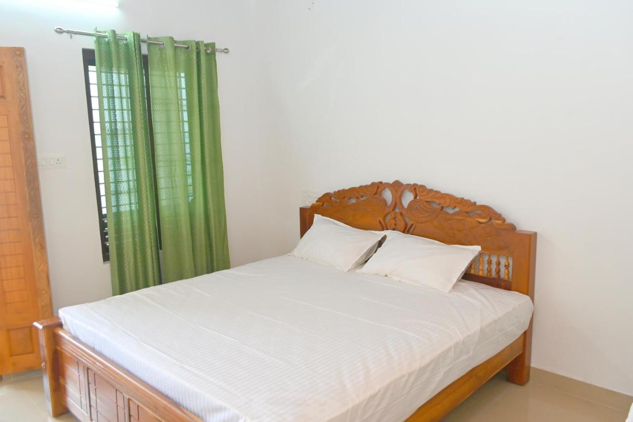 Ferienwohnung Kayalvarath Paradise Mundrothuruth Exterior foto